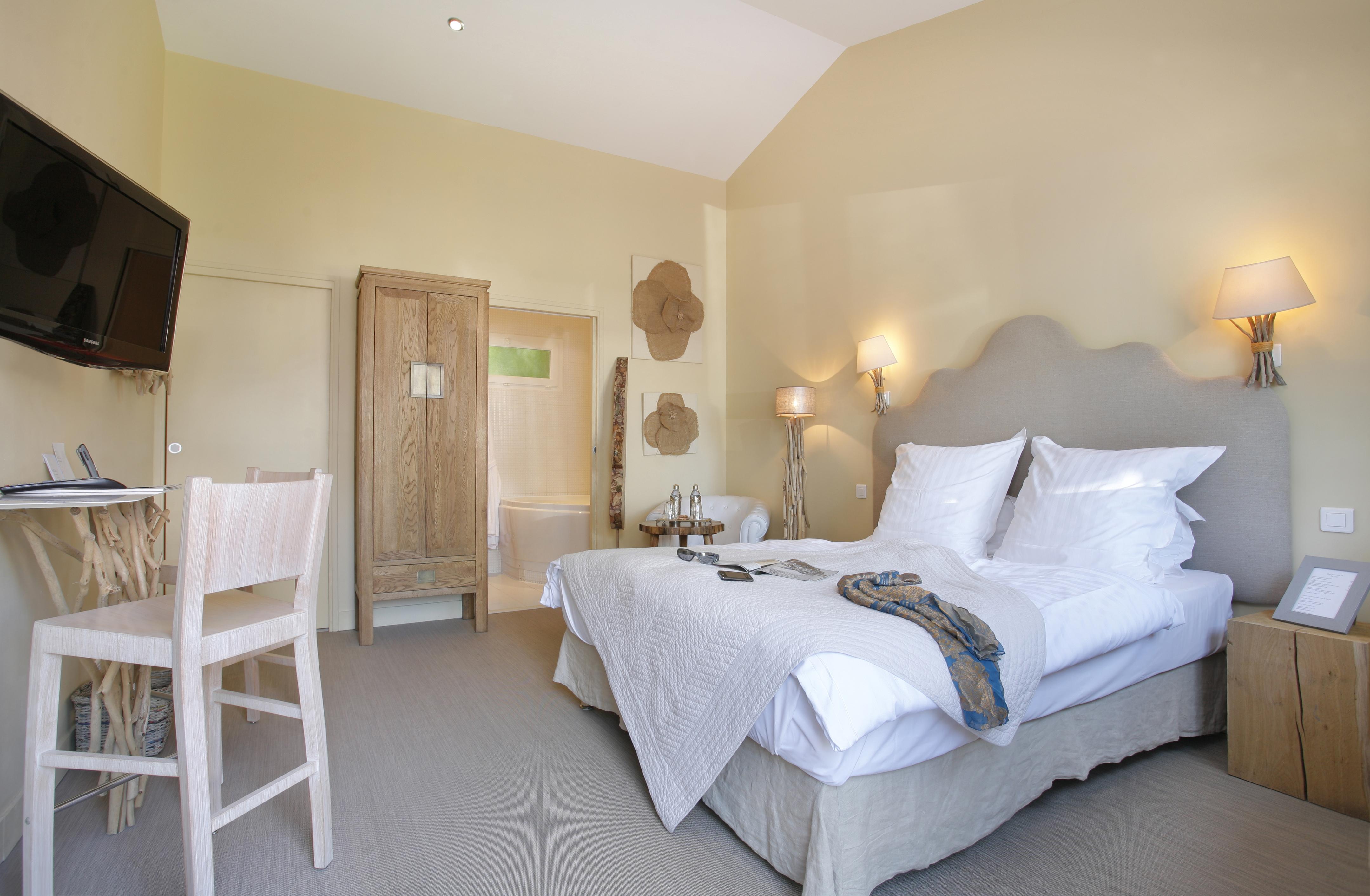 The Originals Hotel Le Cise Restaurant Chambres Et Suites Ault Esterno foto